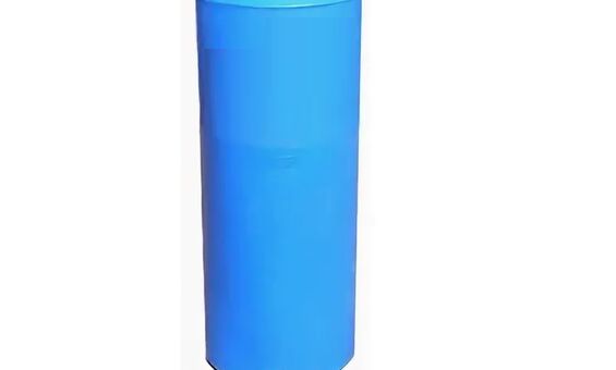 Цилиндрическая пластиковая емкость для воды 750 л